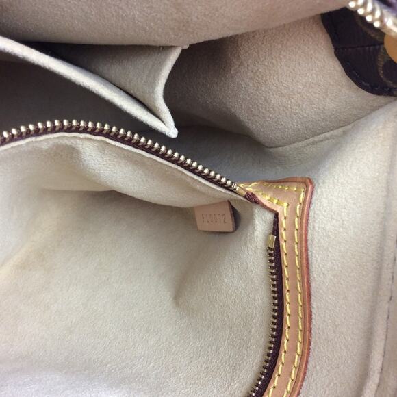 Louis Vuitton Monogram Looping MM Bag Retired - Picture 14 of 14